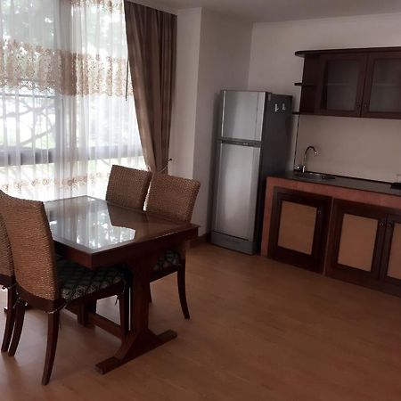 Aster Residence Chiang Mai Bagian luar foto